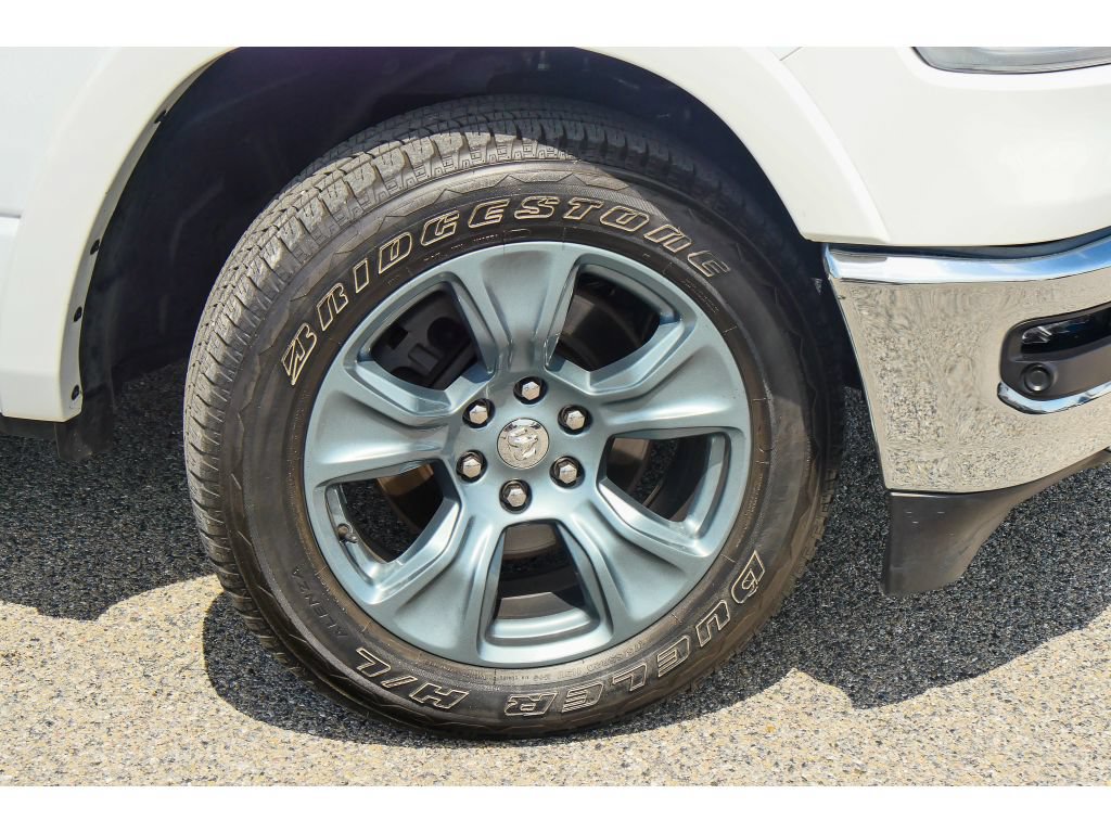 Used 2022 RAM 1500 Laramie AWD/4WD image 29