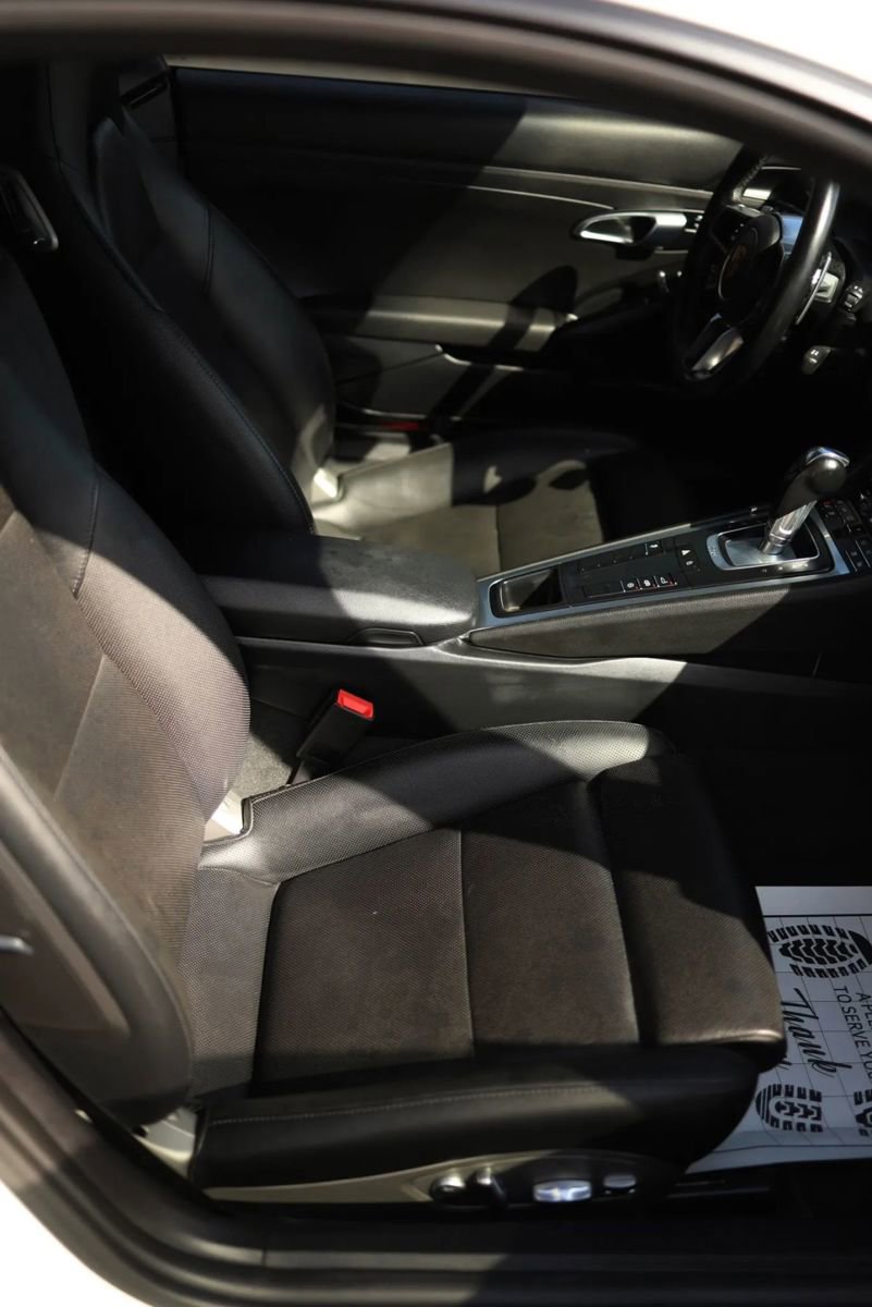 Used 2019 Porsche 718 Cayman RWD image 52