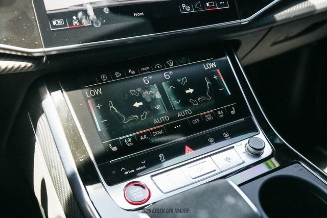 Used 2024 Audi RS Q8 AWD/4WD image 25