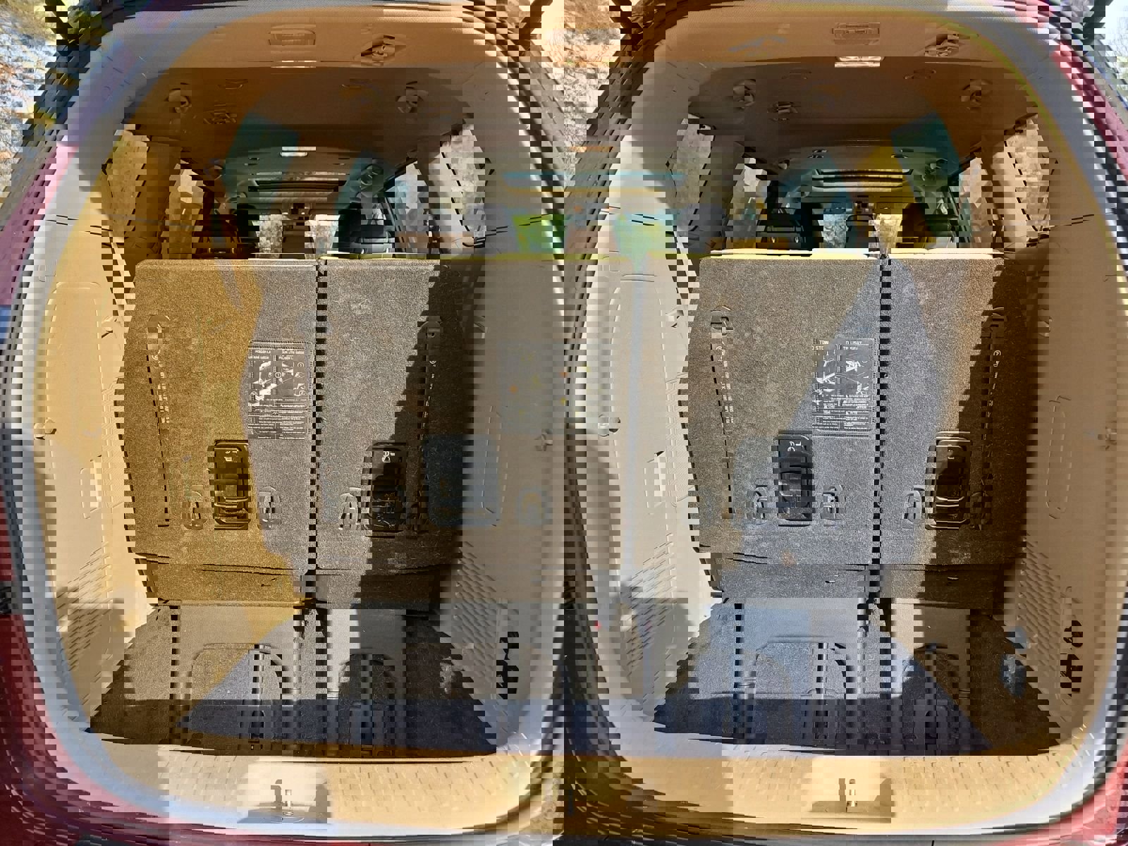 Used 2020 Kia Sedona SX image 19