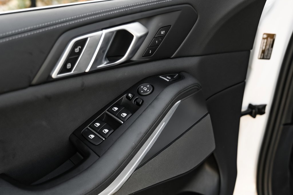 Used 2021 BMW X5 xDrive40i w/ Premium Package image 43