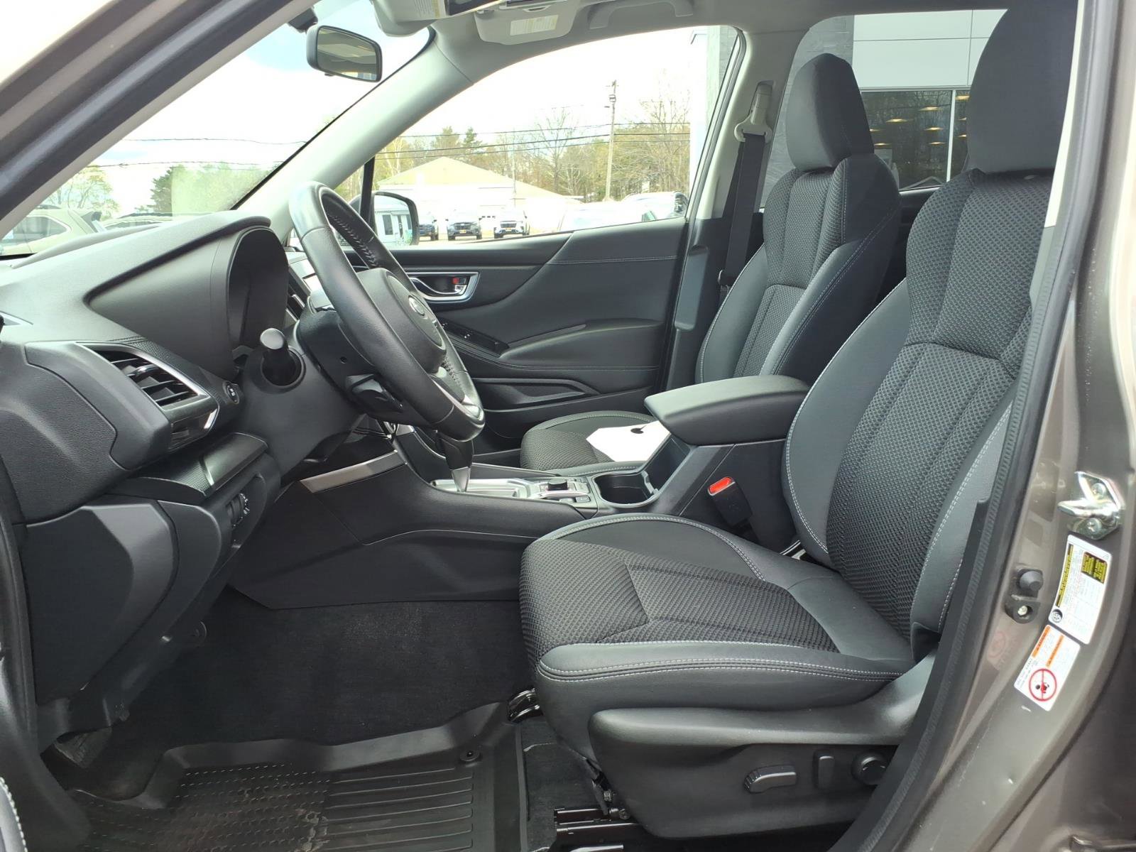 Used 2019 Subaru Forester Premium AWD/4WD image 7