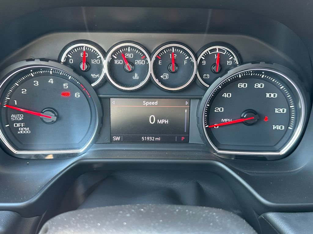 Used 2021 Chevrolet Suburban RST w/ Luxury Package image 33