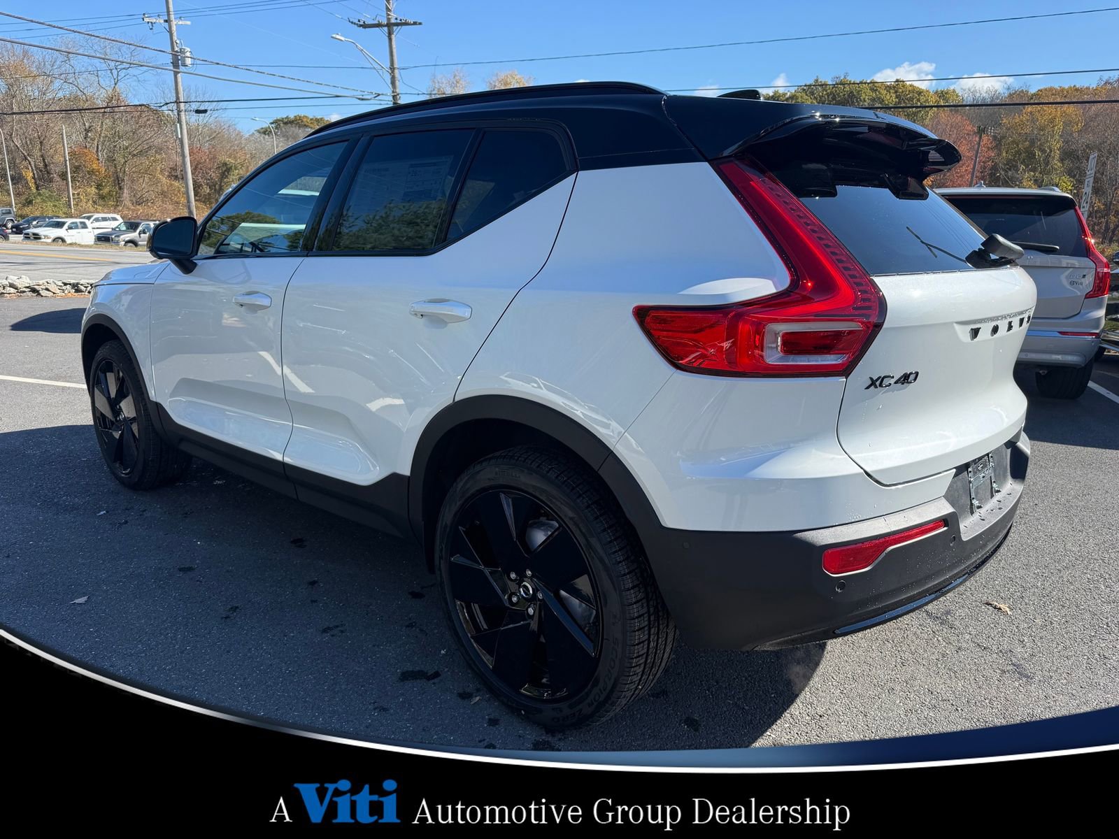 Used 2026 Volvo XC40 B5 Ultra w/ Protection Package Premier image 6