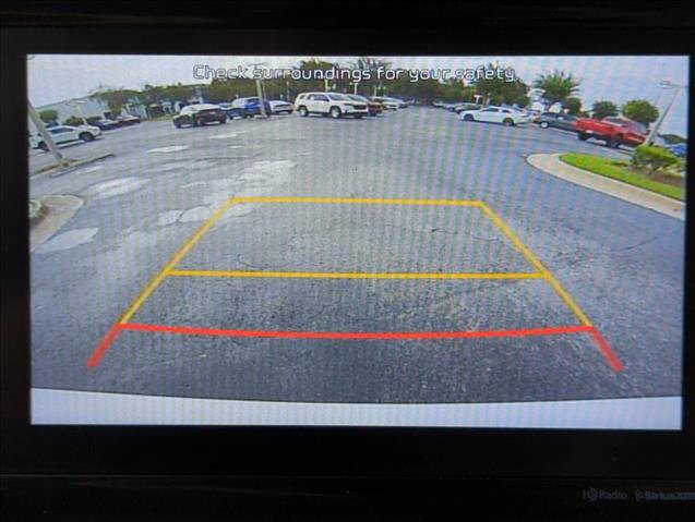 Used 2021 Kia Sorento S w/ Panoramic Sunroof Package FWD image 13