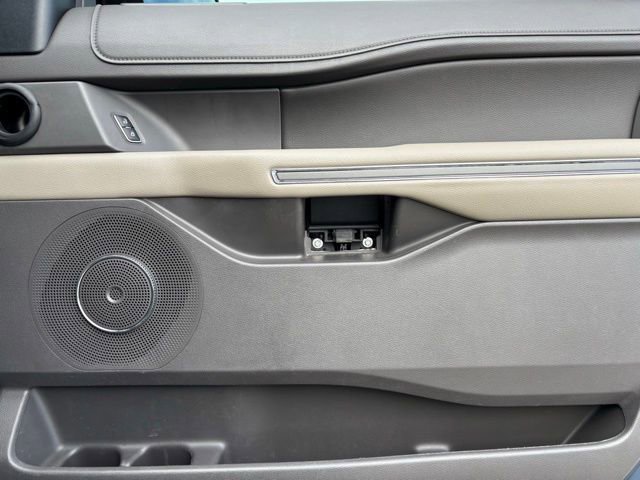 Used 2020 Ford Expedition XLT w/ Equipment Group 202A image 25