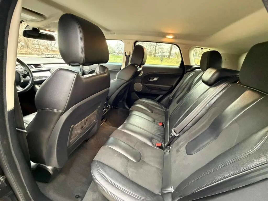 Used 2015 Land Rover Range Rover Evoque Pure image 7