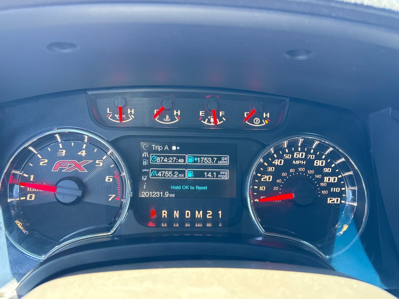 Used 2014 Ford F150 FX4 w/ Equipment Group 402A Luxury AWD/4WD image 19