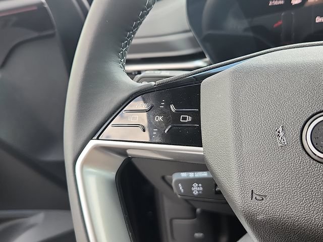 Used 2025 Audi Q5 Premium AWD/4WD image 22