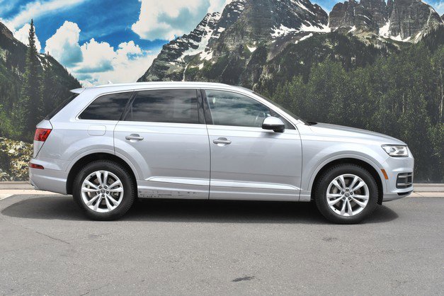 Used 2019 Audi Q7 3.0T Premium AWD/4WD image 2