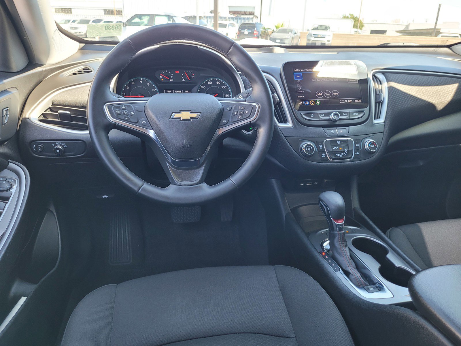 Used 2024 Chevrolet Malibu RS FWD image 17