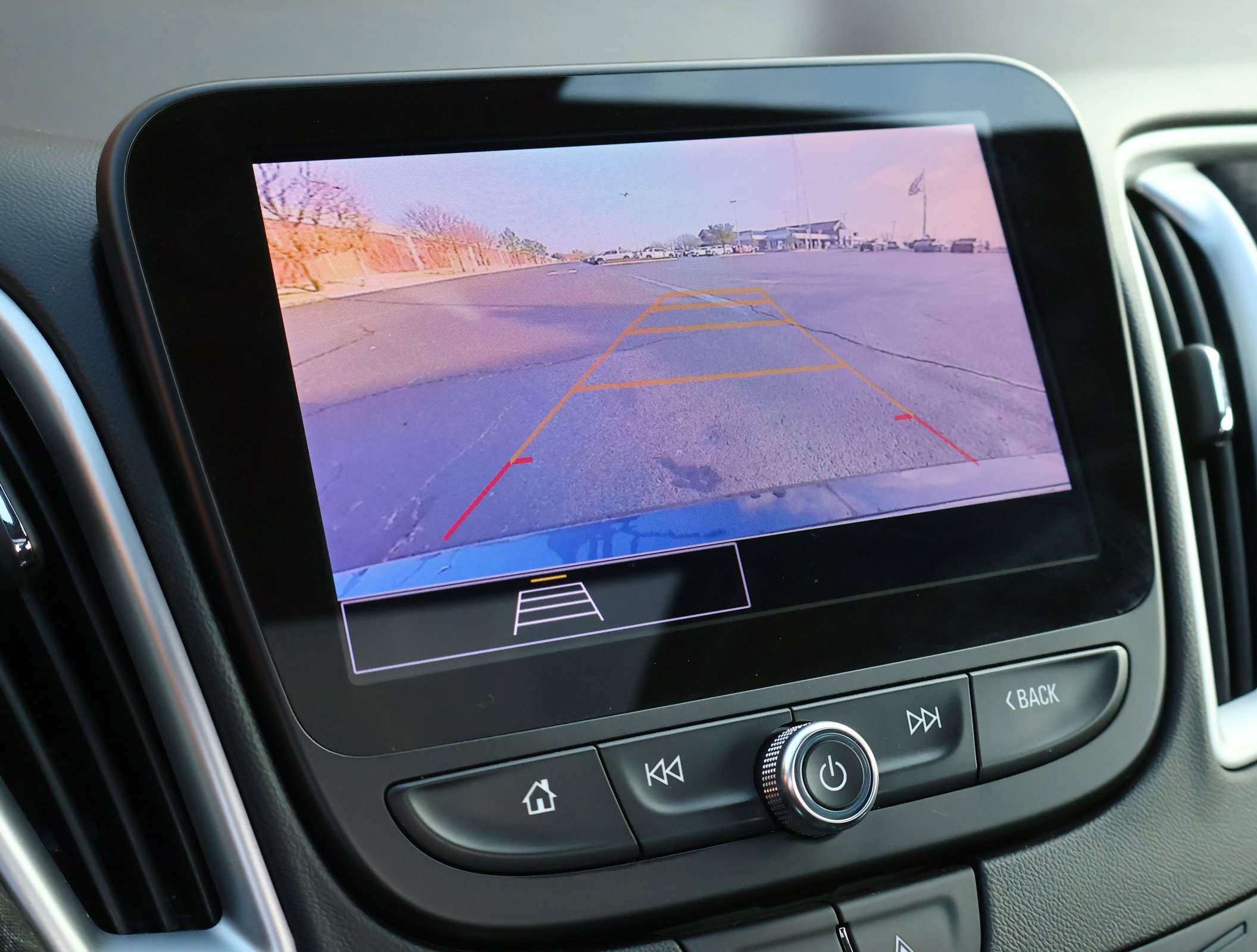 Used 2024 Chevrolet Malibu LT image 5