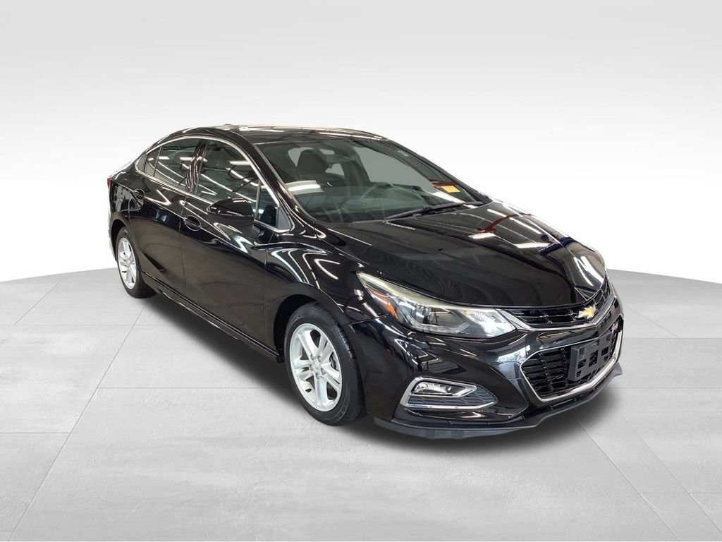 Used 2016 Chevrolet Cruze LT w/ Sun And Sound Package FWD image 26
