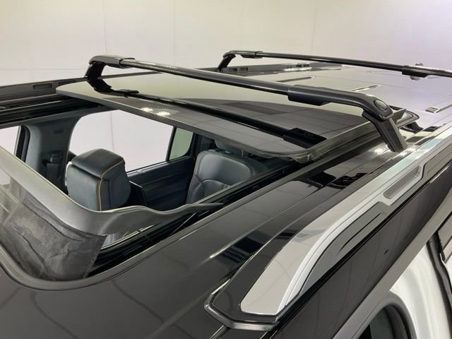 Used 2023 Jeep Grand Wagoneer L Series II w/ Convenience Group III image 23