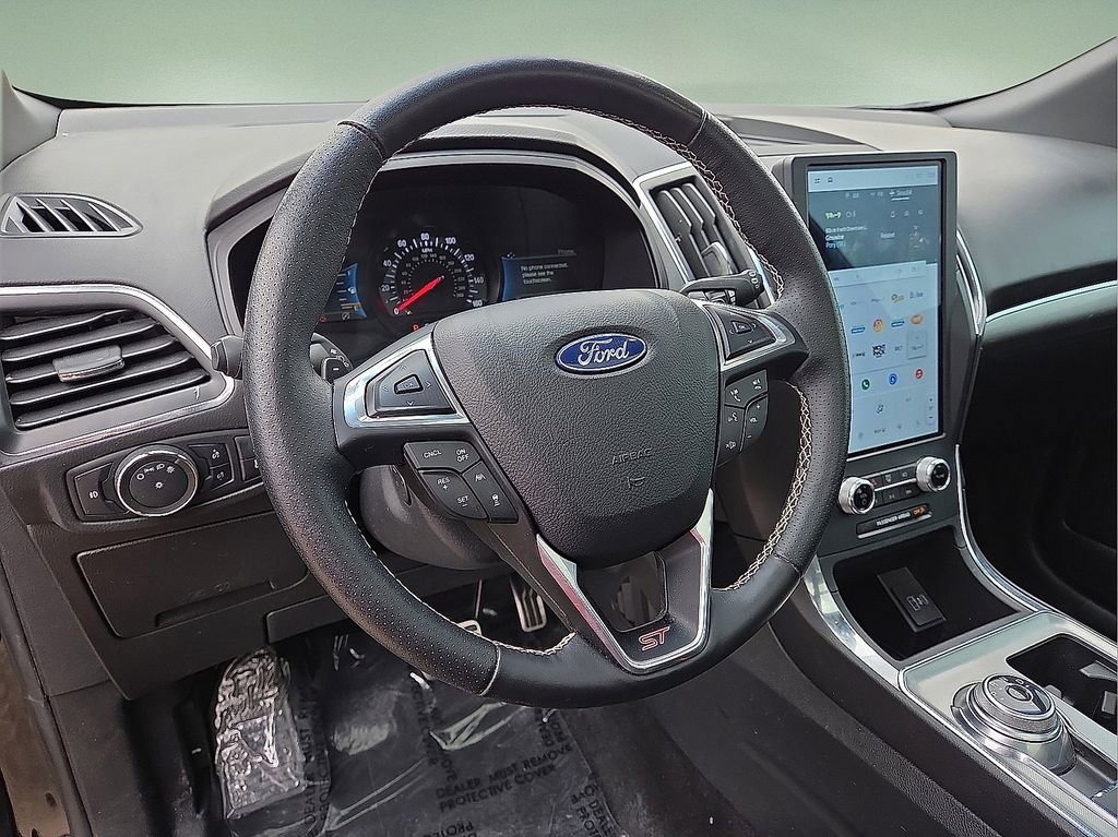 Used 2022 Ford Edge ST w/ Equipment Group 401A AWD/4WD image 23