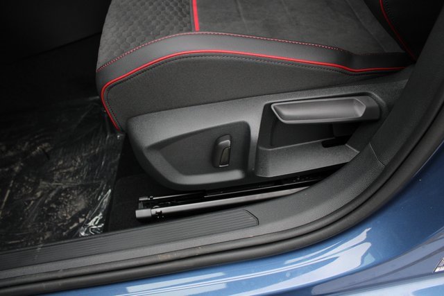 New 2026 Volkswagen GTI SE image 7