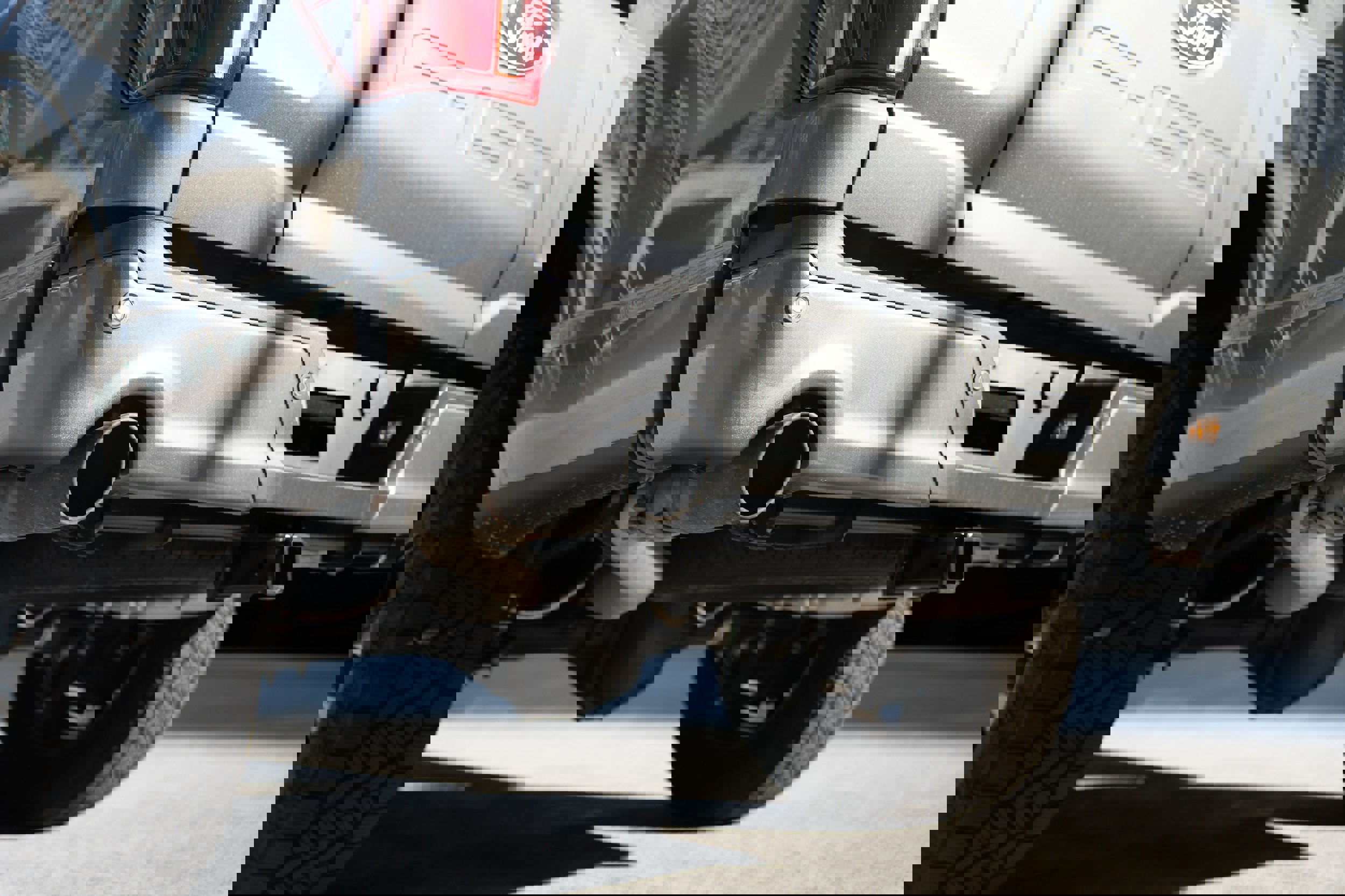 Used 2025 Ford F150 Lariat w/ Equipment Group 502A High image 9