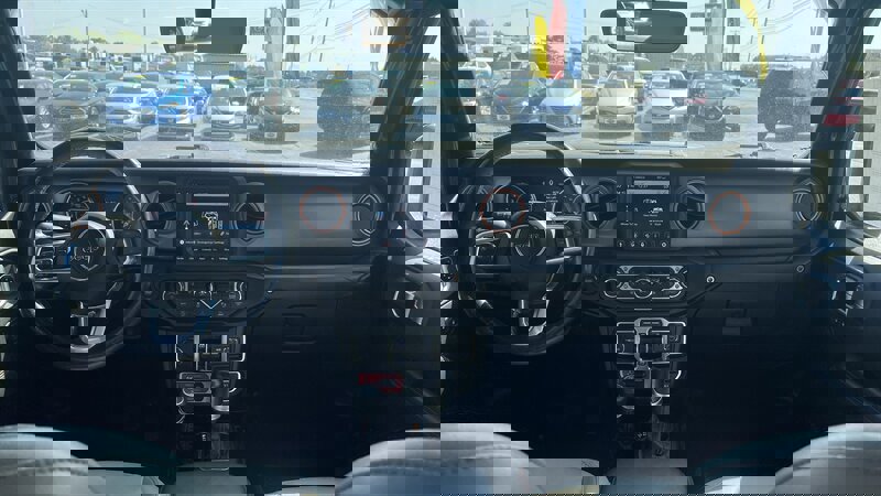 Used 2021 Jeep Gladiator Mojave image 11