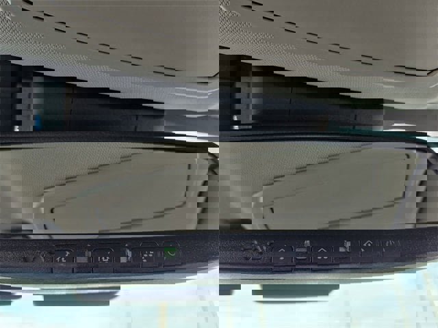 Used 2024 Toyota Sienna XLE image 24