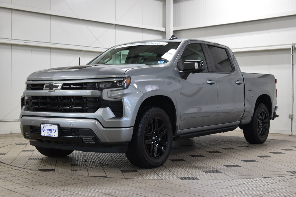 Used 2024 Chevrolet Silverado 1500 RST w/ Rally Edition AWD/4WD image 3