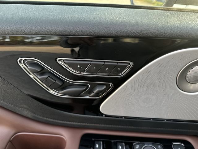 New 2026 Lincoln Aviator Reserve w/ Luxury Package AWD/4WD image 12