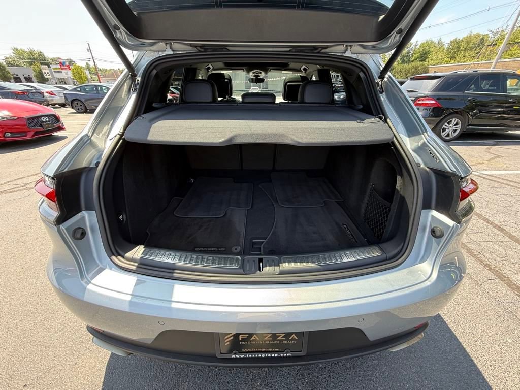 Used 2019 Porsche Macan AWD/4WD image 13
