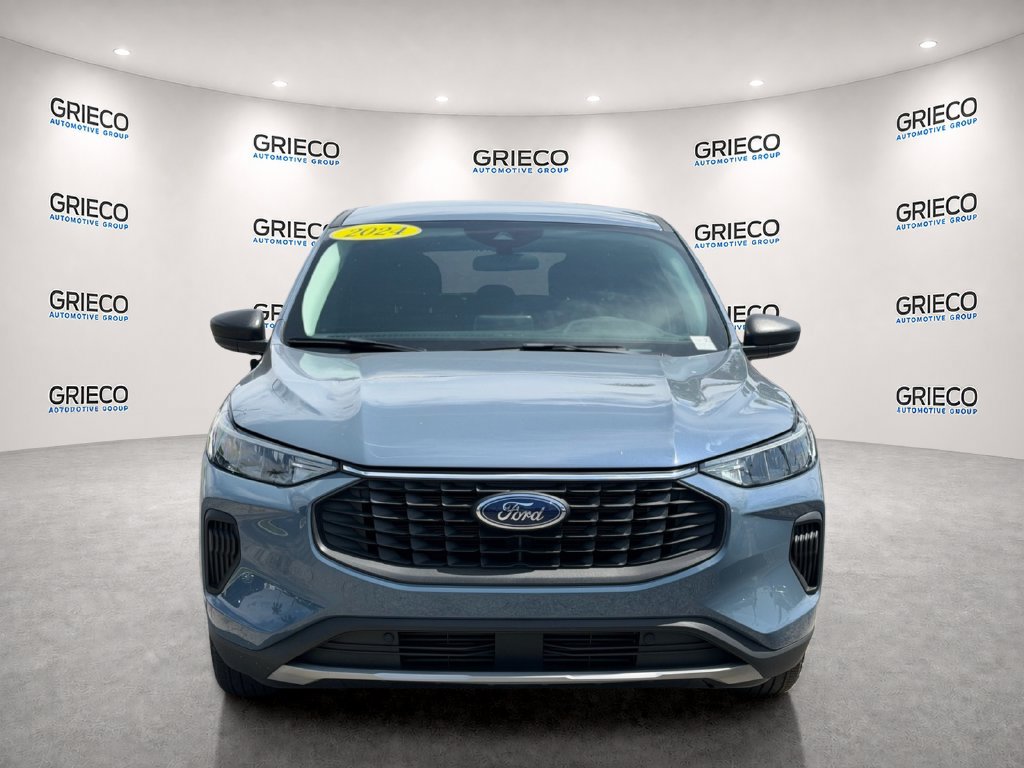 Used 2024 Ford Escape Active FWD image 2