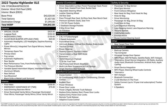 Used 2023 Toyota Highlander XLE FWD image 3
