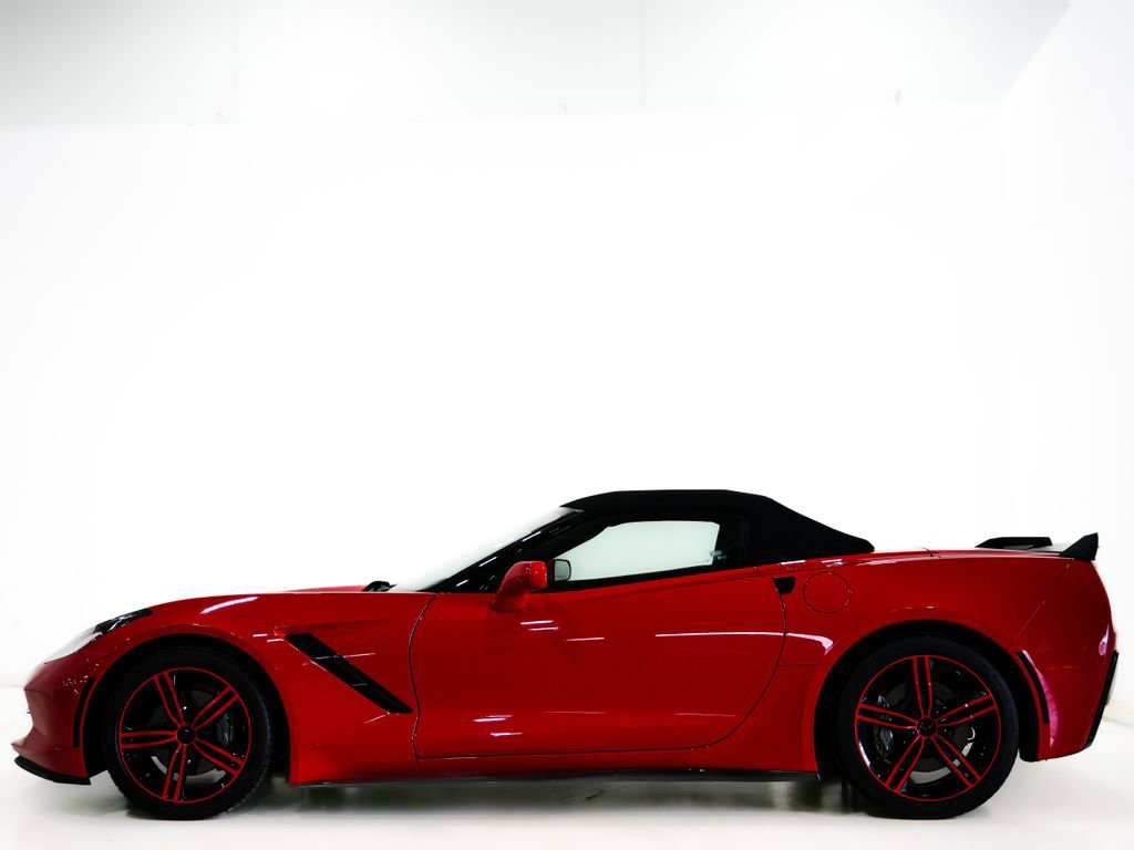 Used 2016 Chevrolet Corvette Stingray Convertible image 5