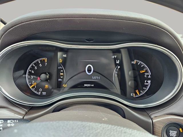 Used 2018 Jeep Grand Cherokee Overland image 25