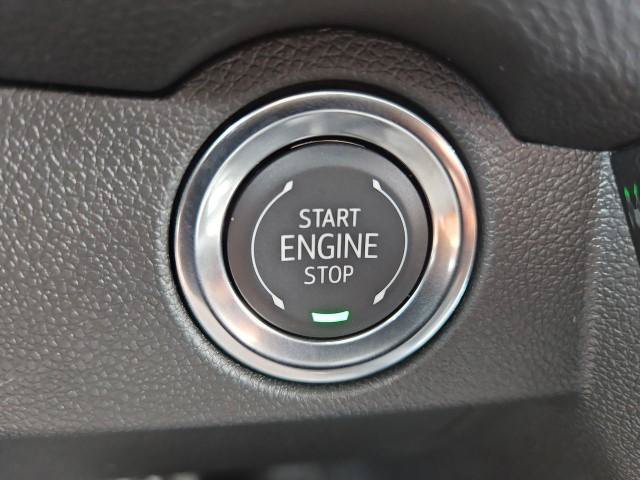 New 2026 Chevrolet Traverse LT AWD/4WD image 17