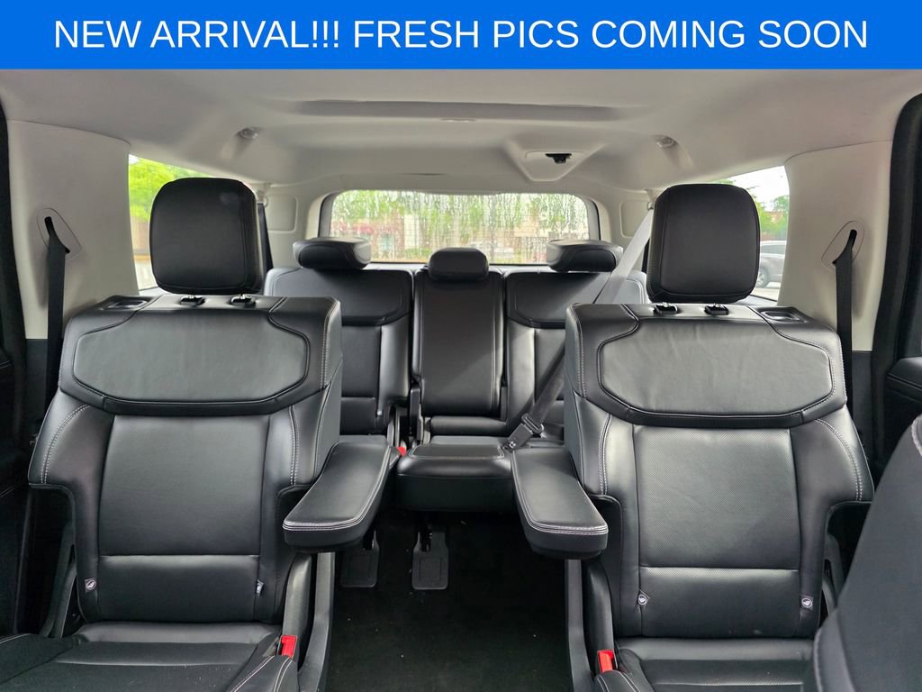 Used 2025 Ford Expedition Max Platinum AWD/4WD image 16