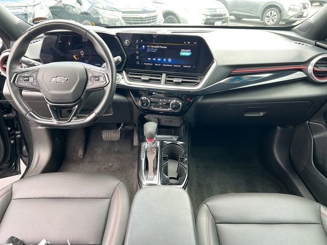 Certified 2024 Chevrolet Trax RS w/ Driver Confidence Package image 35
