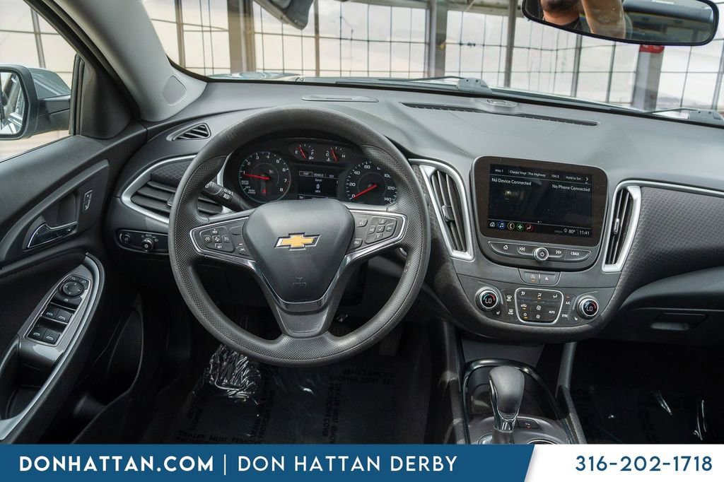 Used 2024 Chevrolet Malibu LT FWD image 7