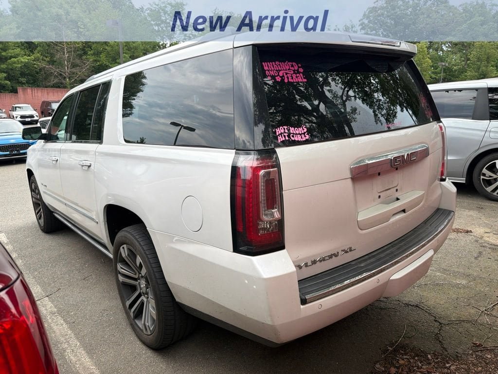 Used 2019 GMC Yukon XL Denali w/ Denali Ultimate Package AWD/4WD image 9