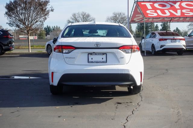 Certified 2023 Toyota Corolla LE image 10