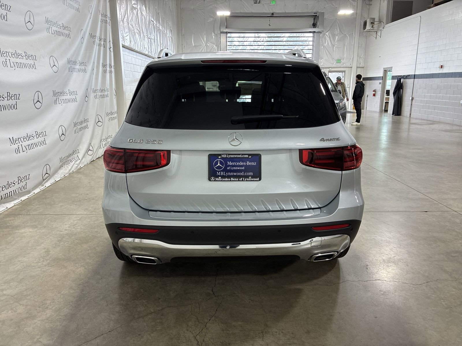 New 2025 Mercedes-Benz GLB 250 4MATIC image 5