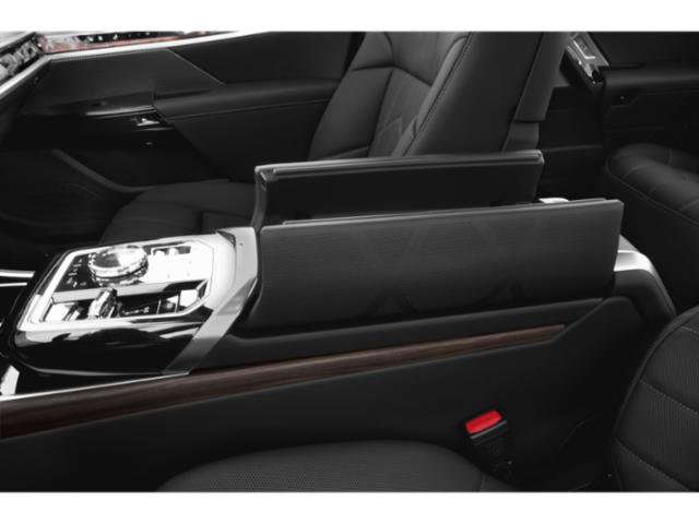 New 2026 BMW 760i xDrive w/ Executive Package AWD/4WD image 17