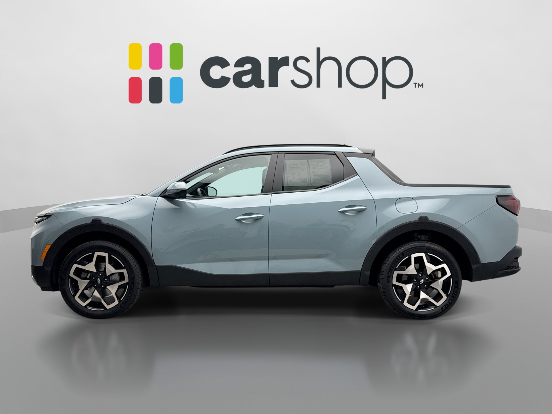 Used 2024 Hyundai Santa Cruz Limited AWD/4WD image 2