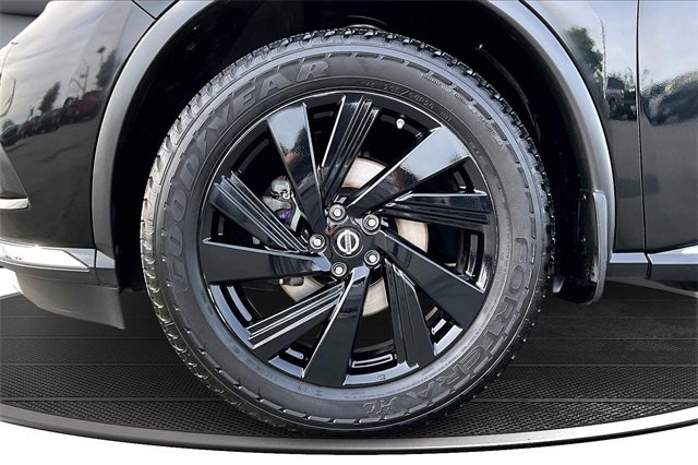 Certified 2017 Nissan Murano Platinum w/ Platinum Technology Package image 34