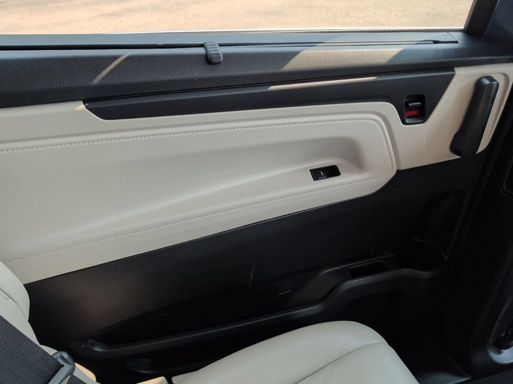 Used 2025 Honda Odyssey EX-L image 30