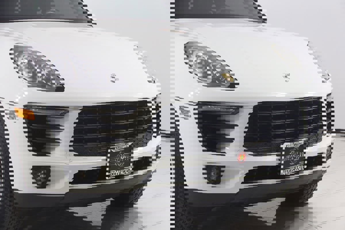 Used 2015 Porsche Macan S image 38