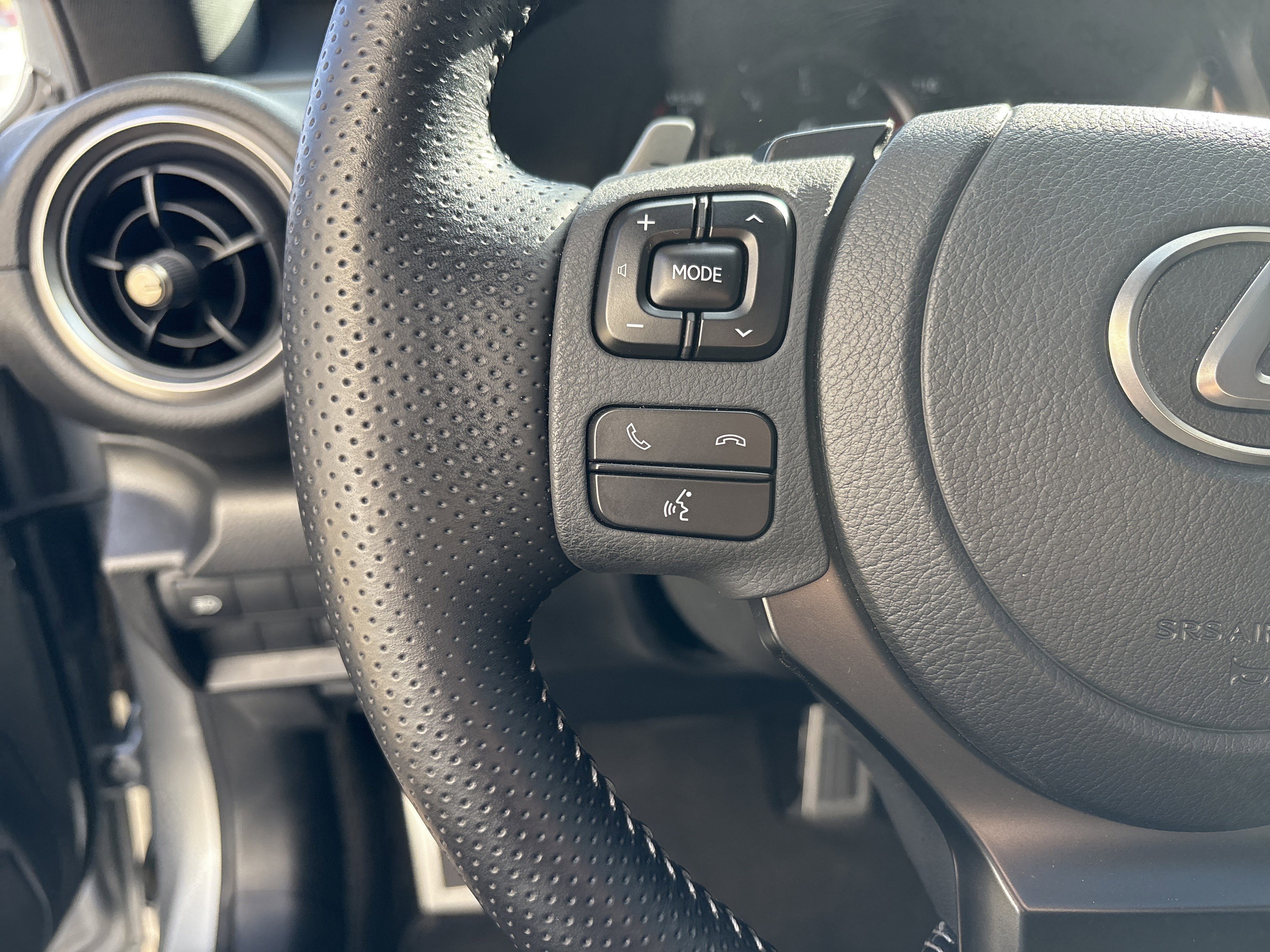 Used 2022 Lexus IS 350 F Sport image 19