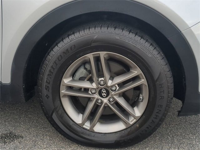 Used 2017 Hyundai Santa Fe Sport image 10