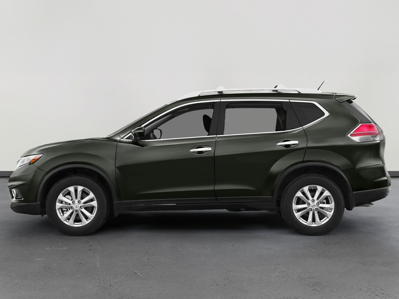 Used 2015 Nissan Rogue SL image 3