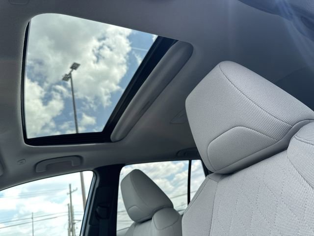 Certified 2025 Toyota Corolla Cross LE w/ Moonroof Package image 21