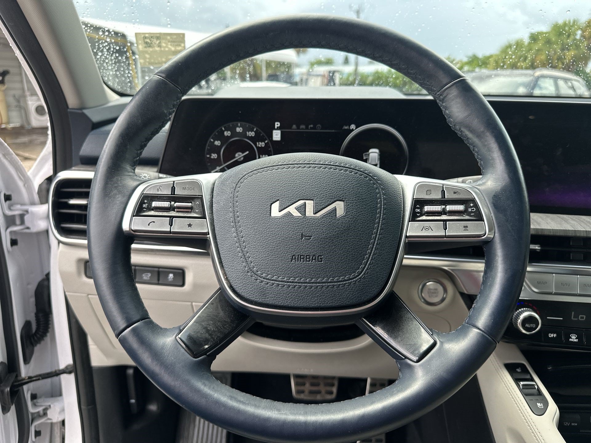 Certified 2023 Kia Telluride SX AWD/4WD image 11