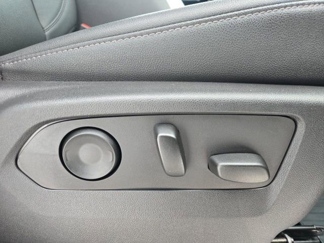 Used 2022 Chevrolet Silverado 1500 LTZ image 46