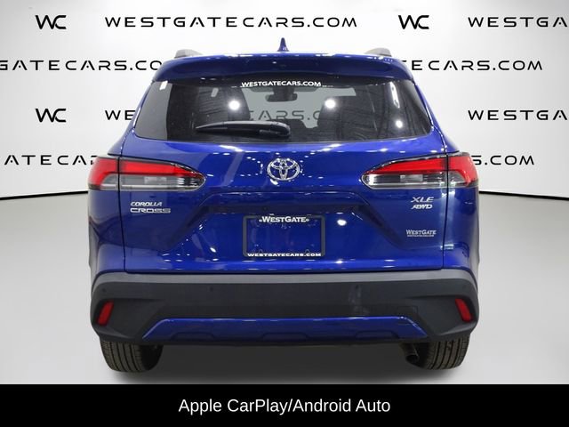 Used 2022 Toyota Corolla Cross XLE image 7