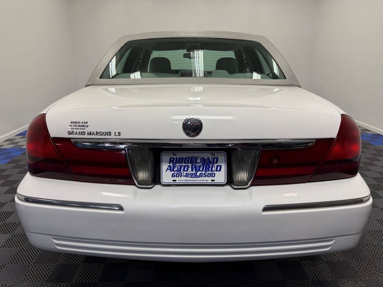 Used 2003 Mercury Grand Marquis LS RWD image 11